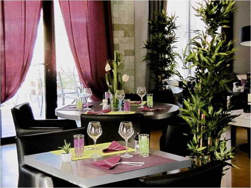 Hotel Domaine Le Milos 卡斯特里 外观 照片