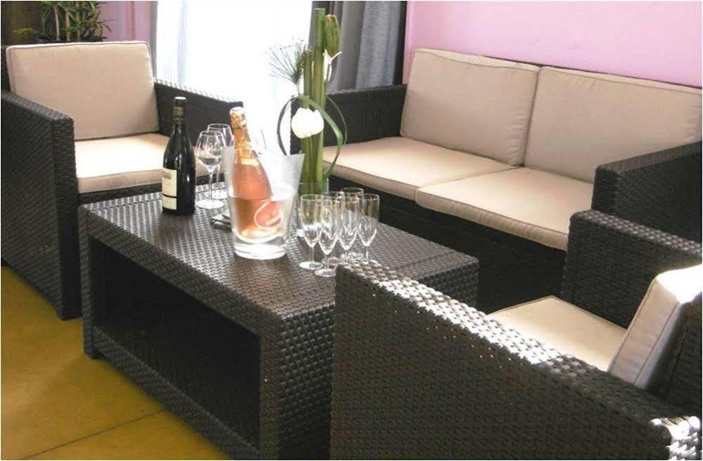 Hotel Domaine Le Milos 卡斯特里 外观 照片